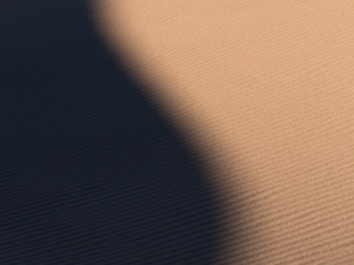 POTD: Subtle Shadow